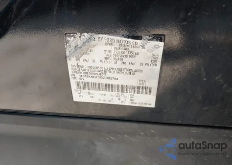 2016 Ford Explorer Sport из США, поврежденный, VIN 1FM5K8GT3GGB92784